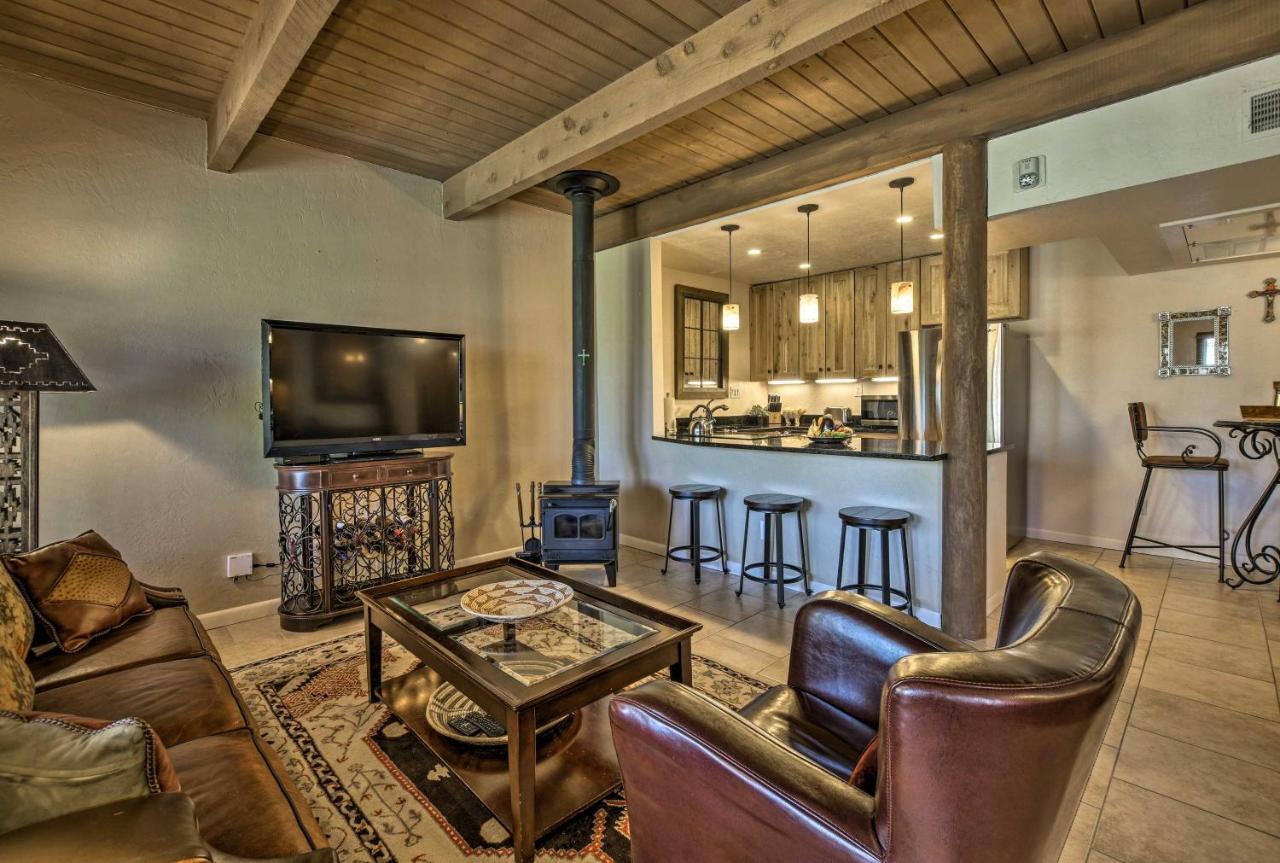 Adobe-Style Abode With Amenities - Walk To Plaza! Apartment Santa Fe Ngoại thất bức ảnh