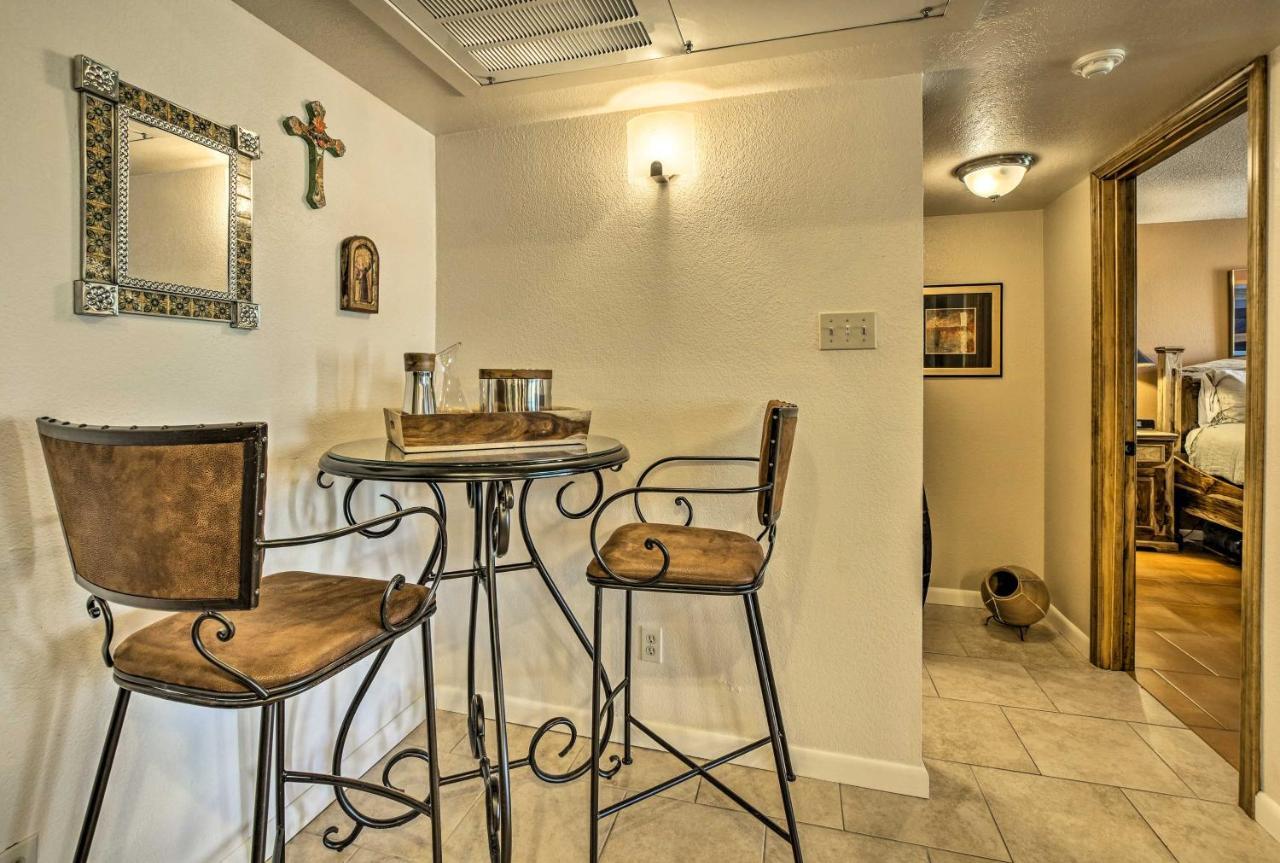 Adobe-Style Abode With Amenities - Walk To Plaza! Apartment Santa Fe Ngoại thất bức ảnh