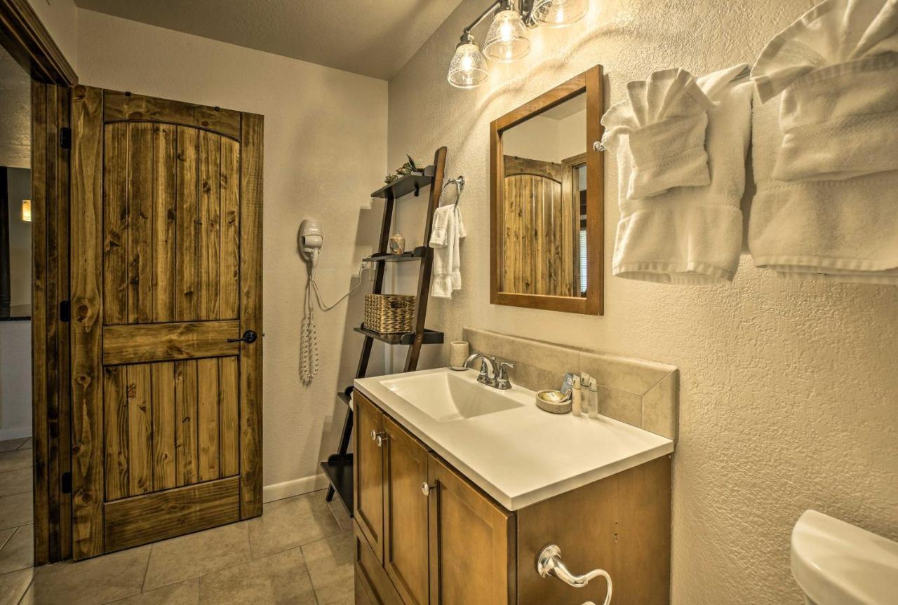 Adobe-Style Abode With Amenities - Walk To Plaza! Apartment Santa Fe Ngoại thất bức ảnh